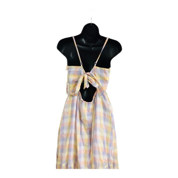 Jessica Simpson‎ pastel tiered cutout back tie summer halter dress size medium - Picture 13 of 16